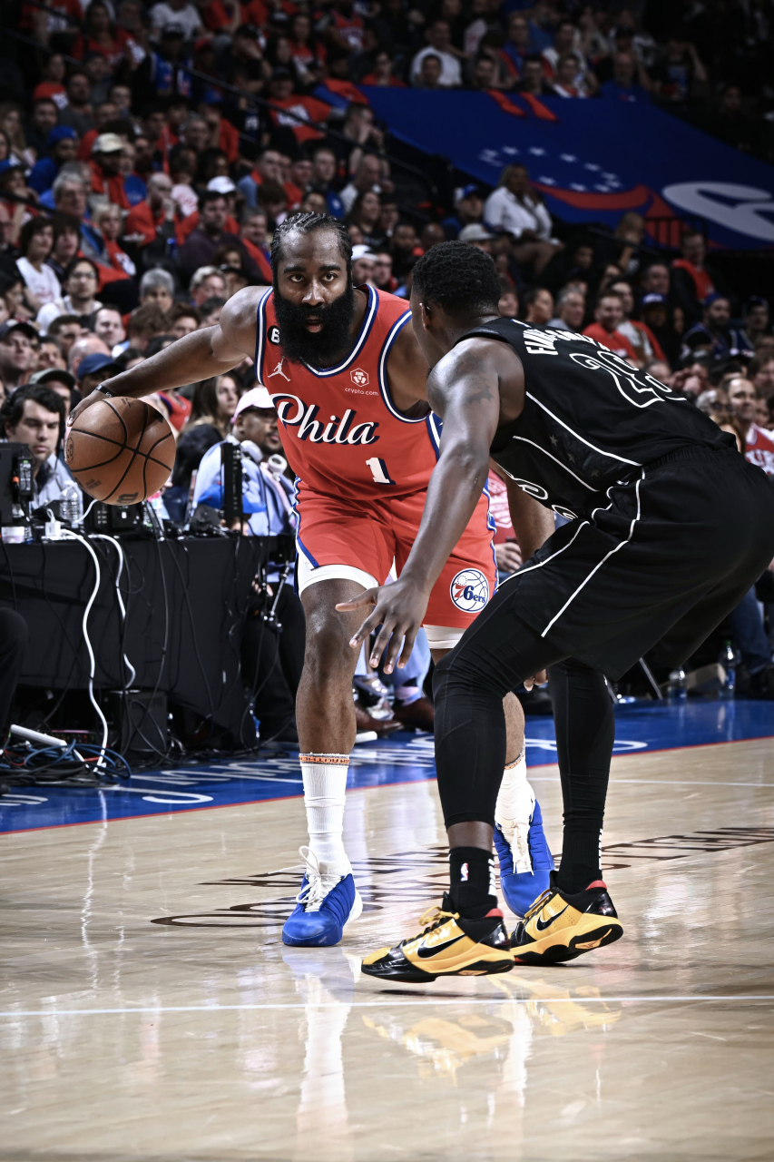 里程碑夜！菲尼克斯太阳复出首秀；NBA常规赛赛后刷纪录；话题不断；球探报告显示潜力的简单介绍-开云体育app