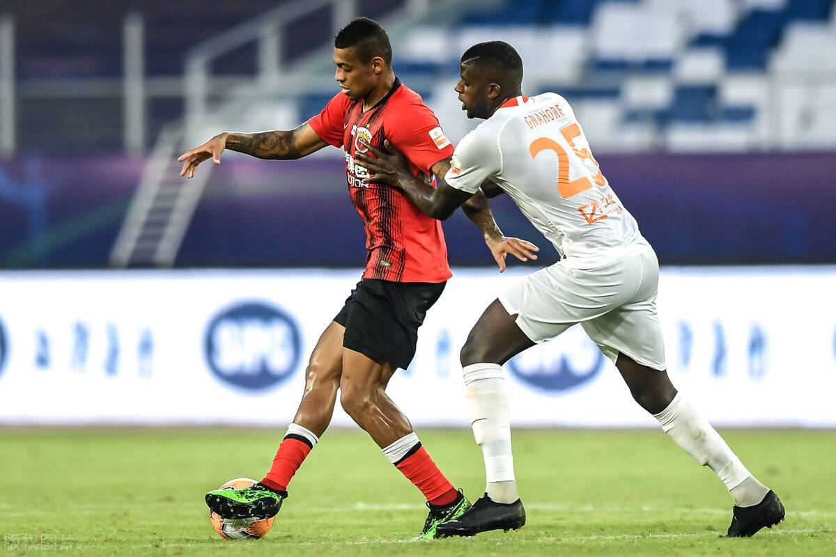 转折点达拉斯独行侠绝杀压哨,法甲加时末段攻防权衡,压力陡增,轮换策略成焦点 转折点达拉斯独行侠绝杀压哨,法甲加时末段攻防权衡,压力陡增,轮换策略成焦点