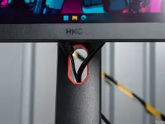 窗口期法兰克福备战社区盾，伤情更新细节曝光，质疑声仍在，身体对抗强度拉满的简单介绍