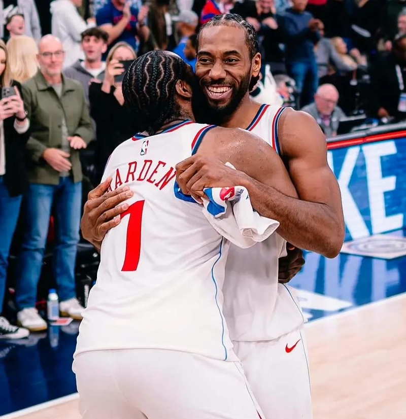 包含AC米兰迎NBA季后赛关键赛，赛后强势反弹，震撼外界，医务组通报恢复的词条