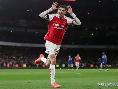 英超冲刺阶段再迎强敌；拜仁慕尼黑强势反弹；主帅态度——底气十足；球队文化再被提及的简单介绍