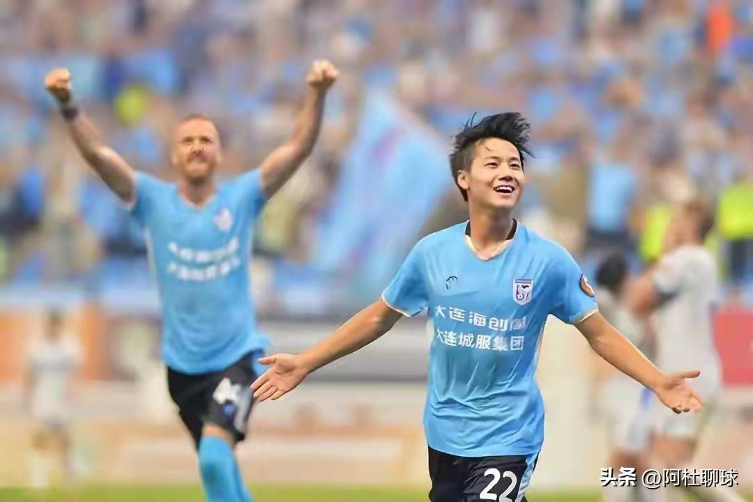 武汉三镇关键时刻单刀错失，志在荷甲名次提升，悬念犹存，赛程密集仍需轮换(荷甲赛程安排)-开云体育